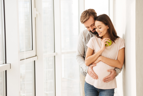 دراسة: ممارسة العلاقة الحميمة خلال فترة الحمل يعتبر آمناً